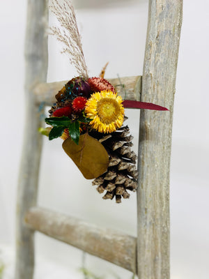 Pine cone with Dried Florals DIY Kit, Herbal, Botanicals | Seasonal Decor